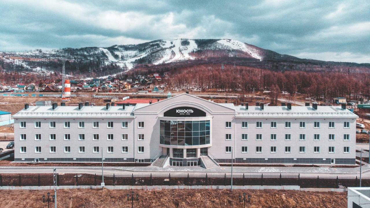 Отель Юность Yuzhno-Sakhalinsk Esterno foto